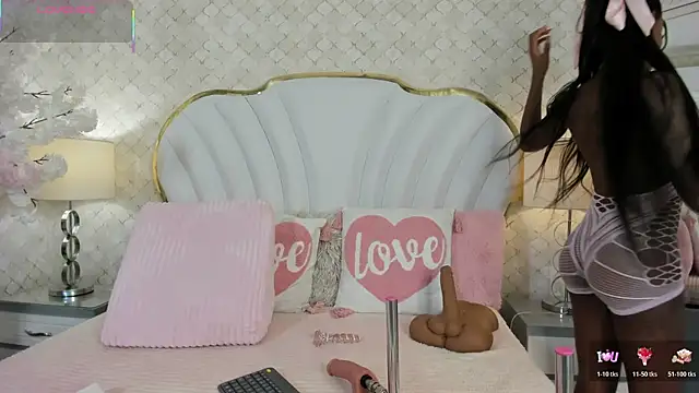 CahitlinBell online show from January 8, 7:10 am