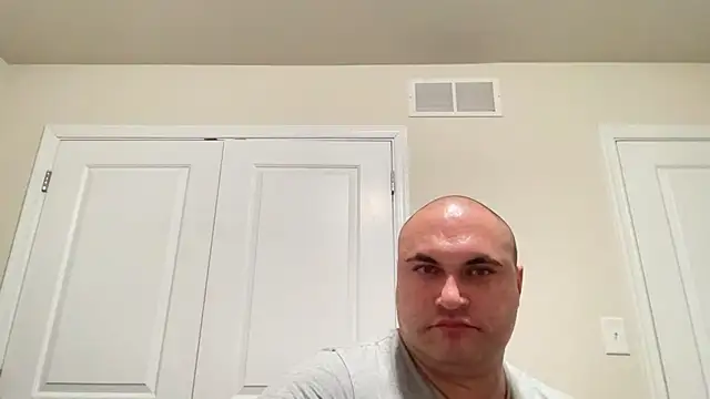 SluggishChase99 online show from January 9, 3:04 am