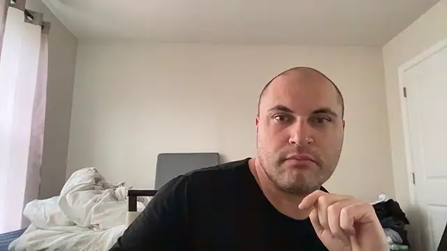 SluggishChase99 online show from April 2, 9:56 pm