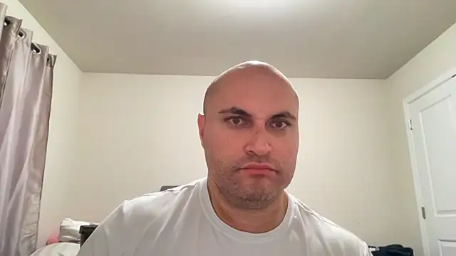 SluggishChase99 online show from April 13, 12:27 am