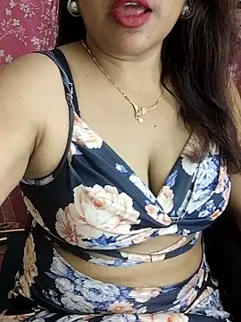 Snapshot of joya_bhabi chatting on April 18, 8:31 pm joya bhabi online show from April 18, 8:31 pm