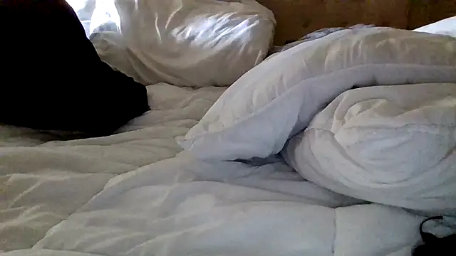 CaylenGee online show from January 16, 7:18 pm