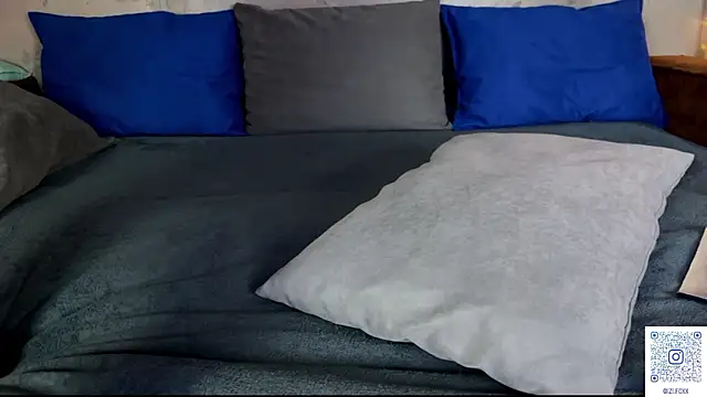 izi-fox online show from March 21, 4:10 pm