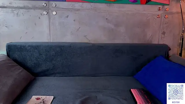 izi-fox online show from April 16, 4:08 pm