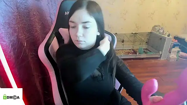 Crazy forest fairy online show from April 18, 9:59 pm