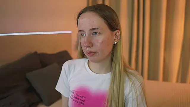 Cassie Kelman online show from March 13, 3:22 am