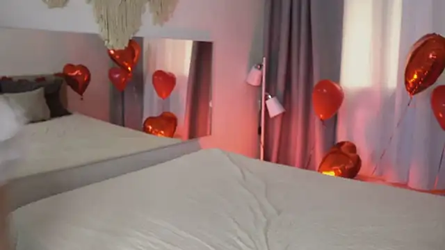 Cassie Kelman online show from February 10, 9:30 pm