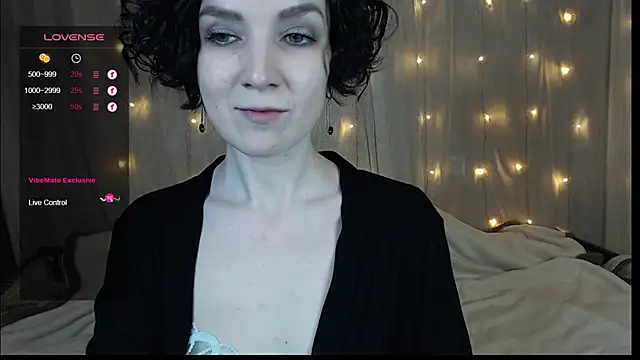 Snapshot of TinaWince chatting on January 4, 4:55 am TinaWince online show from January 4, 4:55 am