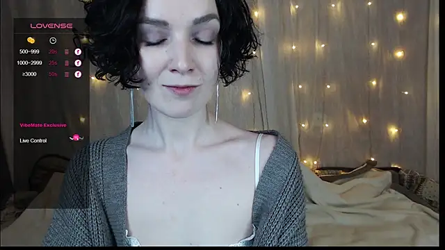 Snapshot of TinaWince chatting on January 12, 7:53 am TinaWince online show from January 12, 7:53 am