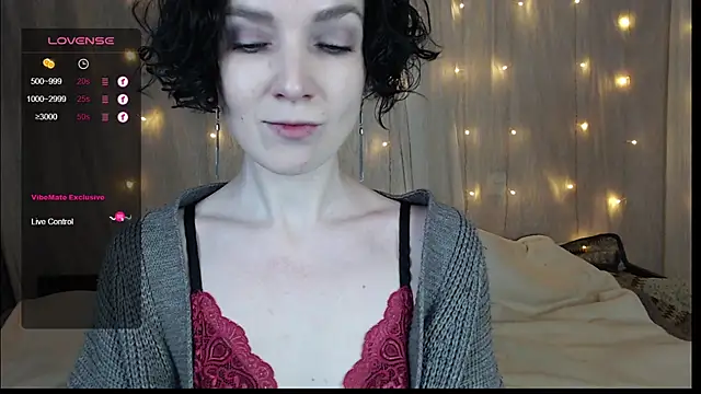 Snapshot of TinaWince chatting on January 13, 5:01 am TinaWince online show from January 13, 5:01 am