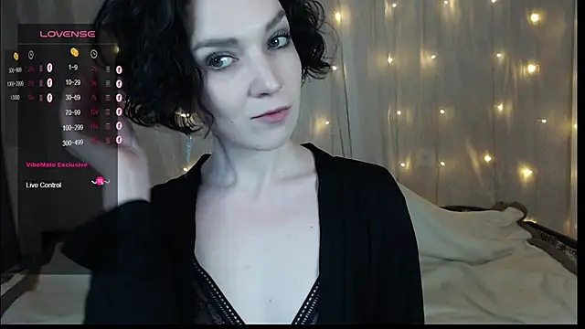 Snapshot of TinaWince chatting on January 16, 5:11 am TinaWince online show from January 16, 5:11 am