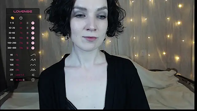 Snapshot of TinaWince chatting on January 16, 8:11 am TinaWince online show from January 16, 8:11 am