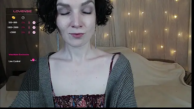 Snapshot of TinaWince chatting on January 17, 8:13 am TinaWince online show from January 17, 8:13 am