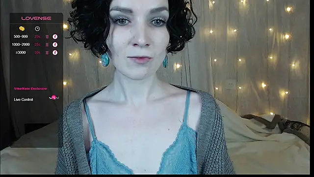 Snapshot of TinaWince chatting on January 19, 5:15 am TinaWince online show from January 19, 5:15 am