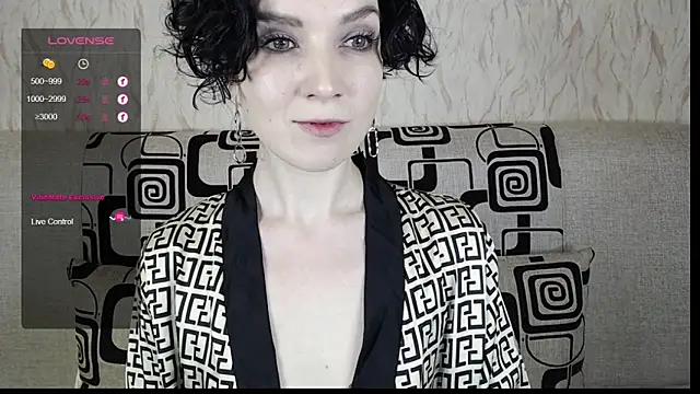 Snapshot of TinaWince chatting on February 20, 5:33 am TinaWince online show from February 20, 5:33 am