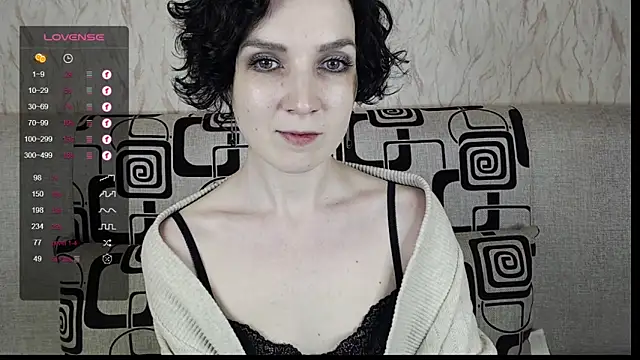 Snapshot of TinaWince chatting on March 6, 8:52 am TinaWince online show from March 6, 8:52 am