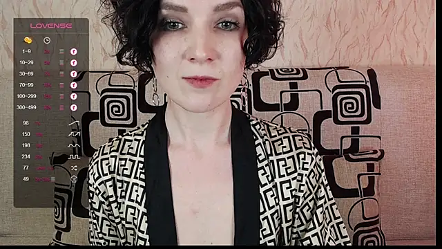 Snapshot of TinaWince chatting on March 16, 11:49 am TinaWince online show from March 16, 11:49 am