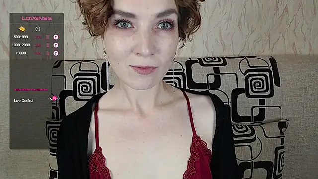 Snapshot of TinaWince chatting on September 13, 5:07 am TinaWince online show from September 13, 5:07 am