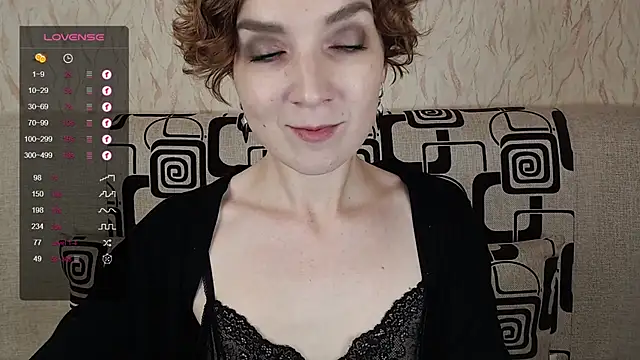 Snapshot of TinaWince chatting on September 14, 4:44 am TinaWince online show from September 14, 4:44 am