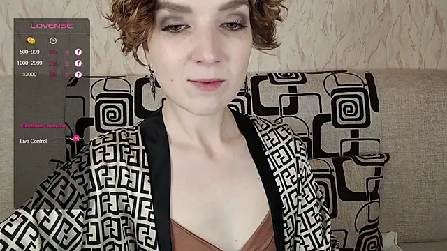 Snapshot of TinaWince chatting on October 11, 4:55 am TinaWince online show from October 11, 4:55 am