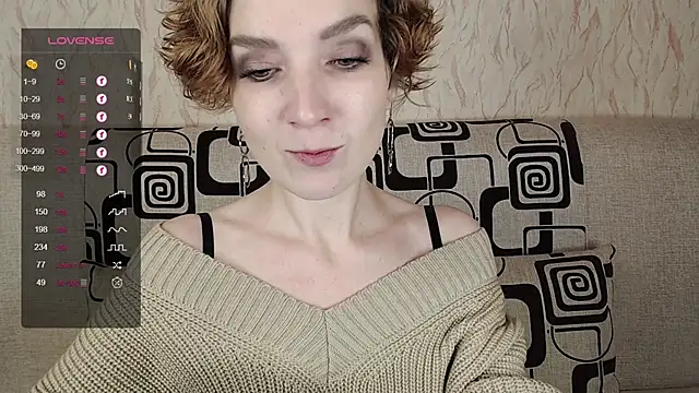 Snapshot of TinaWince chatting on October 26, 4:40 am TinaWince online show from October 26, 4:40 am