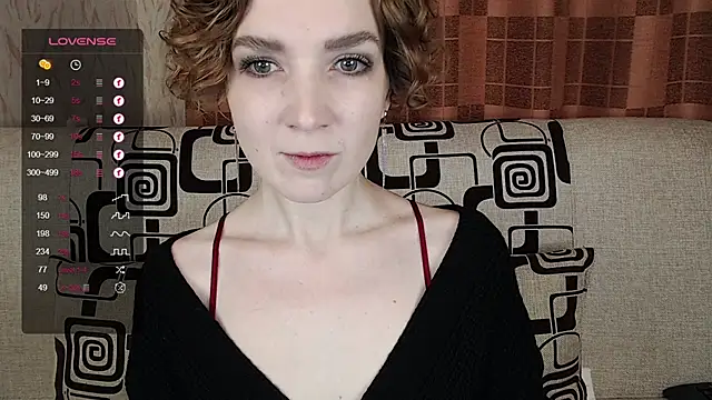 Snapshot of TinaWince chatting on November 23, 4:45 am TinaWince online show from November 23, 4:45 am