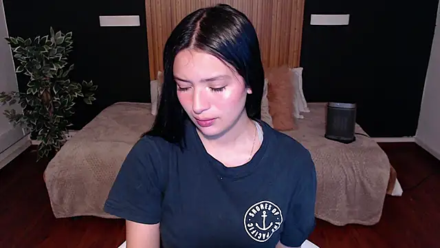 Snapshot of dafne_bss chatting on March 7, 5:40 am dafne bss online show from March 7, 5:40 am