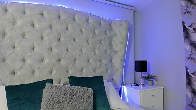 Snapshot of dafne_bss chatting on December 23, 5:38 am dafne bss online show from December 23, 5:38 am