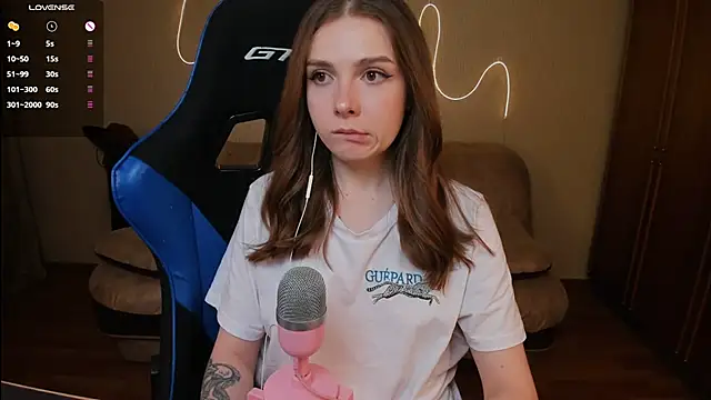 Snapshot of Kami_kam chatting on March 6, 9:31 pm Kami kam online show from March 6, 9:31 pm