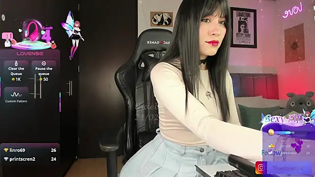 Snapshot of _thaeltaylor chatting on February 24, 9:20 pm thaeltaylor online show from February 24, 9:20 pm