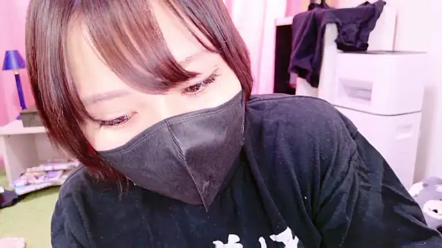 Snapshot of senachinnn chatting on November 10, 5:06 am senachinnn online show from November 10, 5:06 am