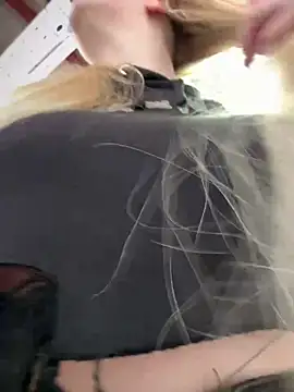 Teya moon  online show from February 1, 12:16 pm