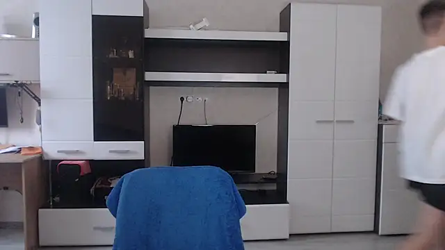 angryzan online show from January 15, 7:05 am