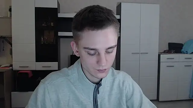 angryzan online show from February 4, 10:21 am