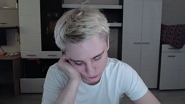 angryzan online show from March 21, 7:00 am