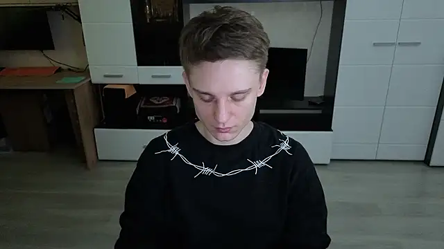 angryzan online show from February 16, 5:25 am