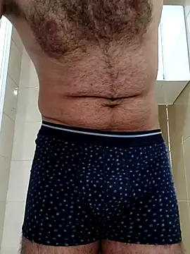 Snapshot of Hairyarabguy chatting on April 24, 9:56 am Hairyarabguy online show from April 24, 9:56 am