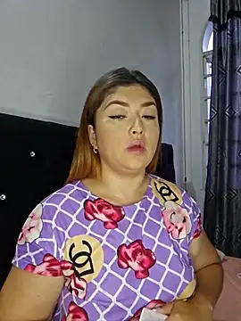 Snapshot of Sofia_Queen17 chatting on March 14, 11:12 am Sofia Queen17 online show from March 14, 11:12 am