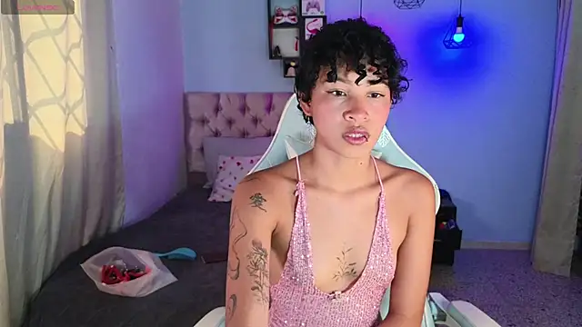 Snapshot of Peggy_Funn chatting on February 25, 6:31 pm Peggy Funn online show from February 25, 6:31 pm