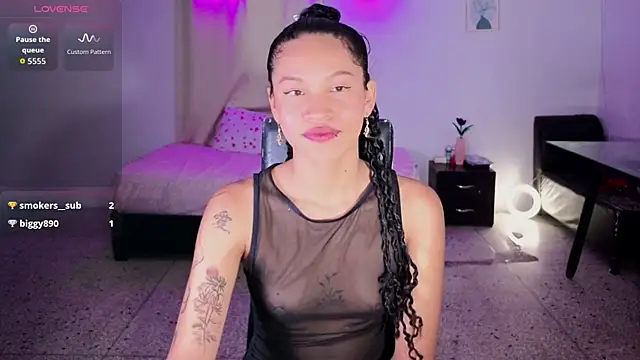 Snapshot of Peggy_Funn chatting on October 2, 11:45 pm Peggy Funn online show from October 2, 11:45 pm