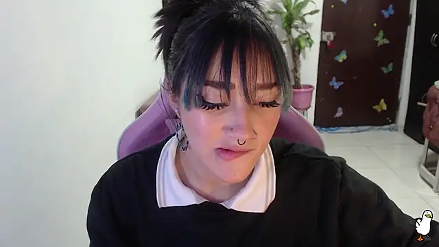 Snapshot of littleangel1_m chatting on November 14, 9:24 pm littleangel1 m online show from November 14, 9:24 pm