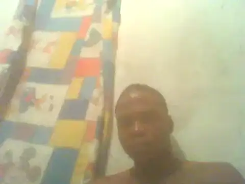 Snapshot of POPEMZY69 chatting on January 5, 5:30 am POPEMZY69 online show from January 5, 5:30 am
