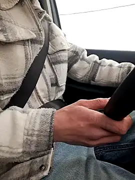 Snapshot of Zeefy chatting on January 1, 10:32 am Zeefy online show from January 1, 10:32 am