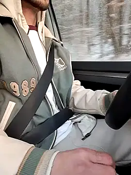 Snapshot of Zeefy chatting on January 3, 8:21 am Zeefy online show from January 3, 8:21 am