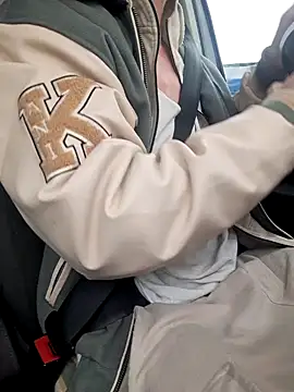 Snapshot of Zeefy chatting on January 28, 8:25 am Zeefy online show from January 28, 8:25 am