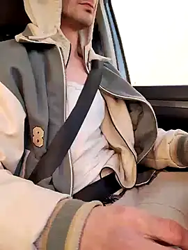 Snapshot of Zeefy chatting on March 5, 7:16 am Zeefy online show from March 5, 7:16 am