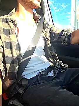 Snapshot of Zeefy chatting on September 28, 1:38 pm Zeefy online show from September 28, 1:38 pm