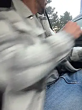 Zeefy online show from December 18, 1:39 pm