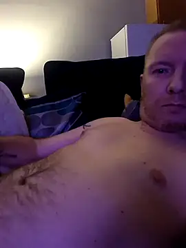 walker1979 online show from November 26, 2:23 am