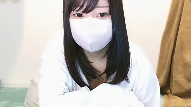 Snapshot of YUTSU_KI chatting on February 18, 5:21 pm YUTSU KI online show from February 18, 5:21 pm